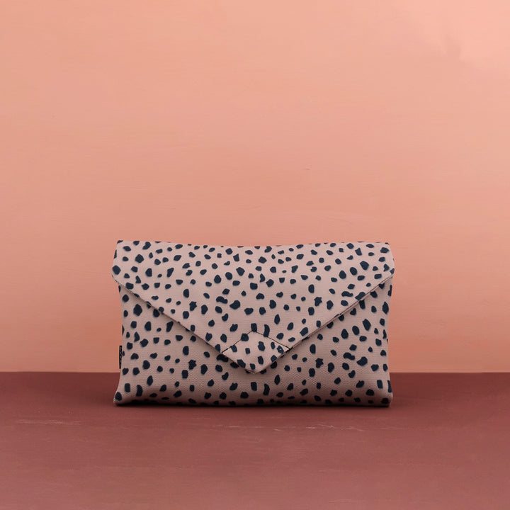 Windeltasche Mini-Me Big animal dots