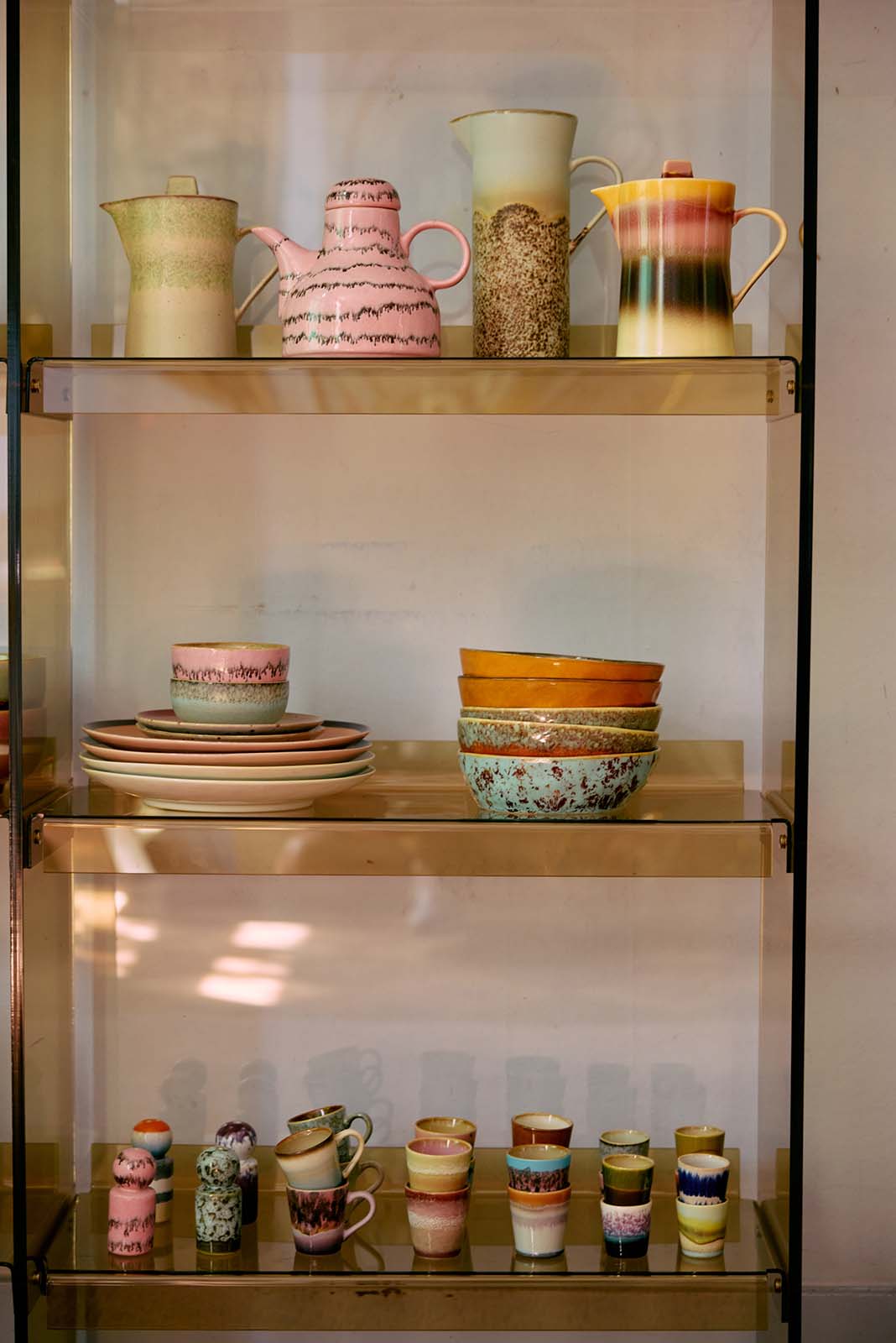 70s ceramics: Espressotassen brutalism