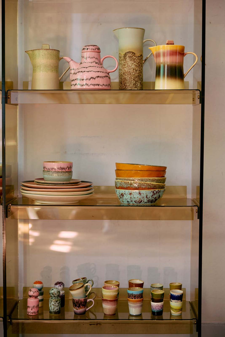 70s ceramics: Espressotassen brutalism