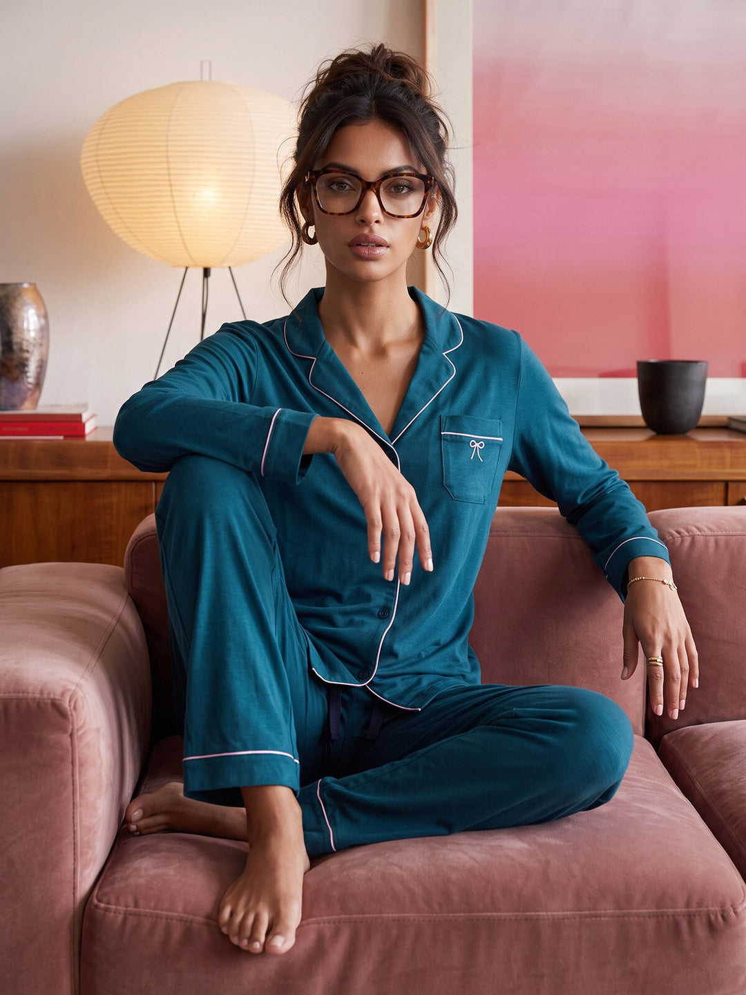 Pyjama Set - Ruby mit Kragen Knopfleiste und Stickerei