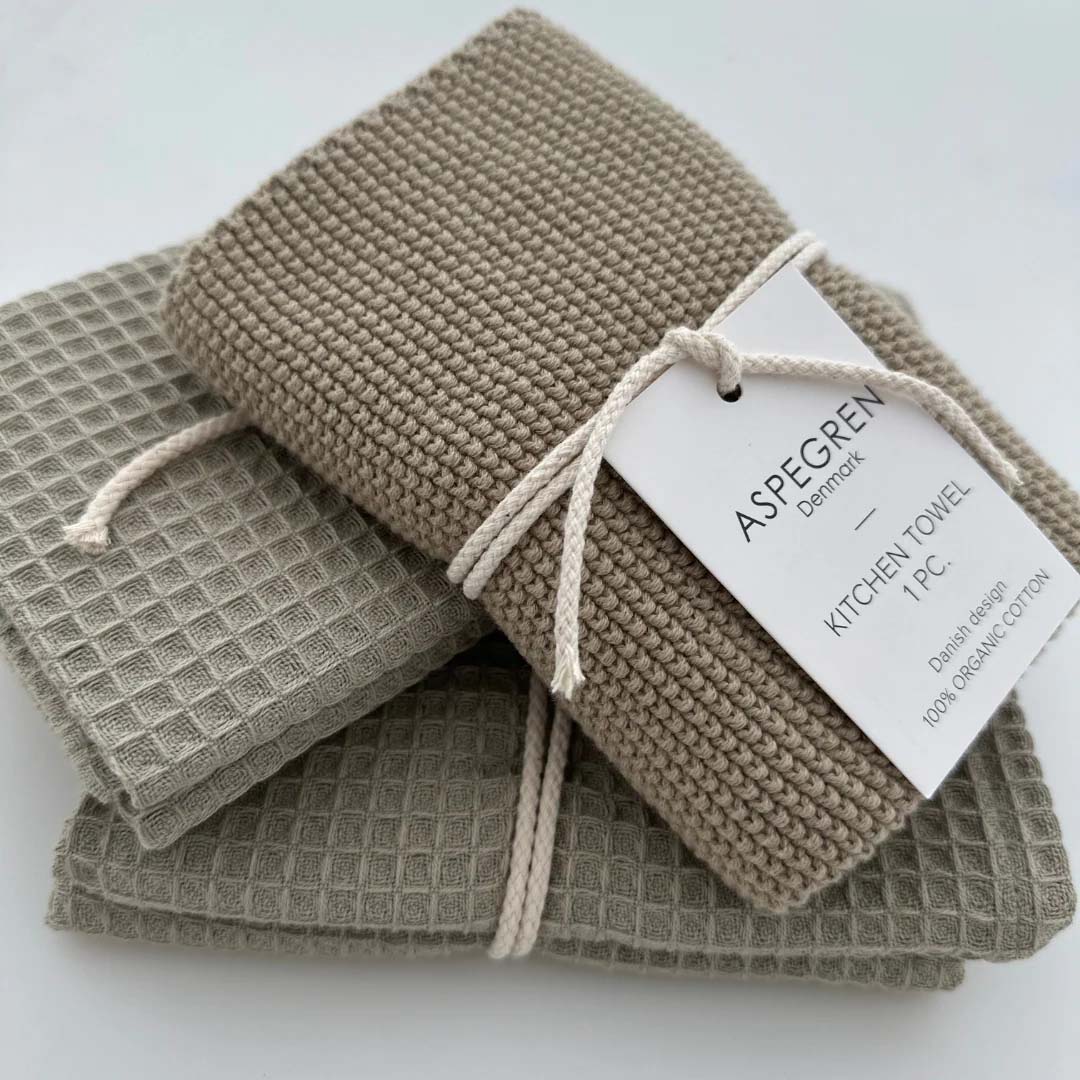 Knitted kitchen towel