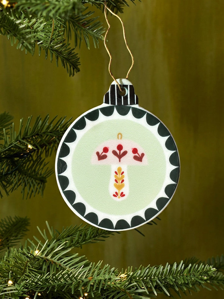 Nostalgisches Weihnachts-Trio aus Keramik – Set aus Pilz, Schaukelpferd &amp; Glocke