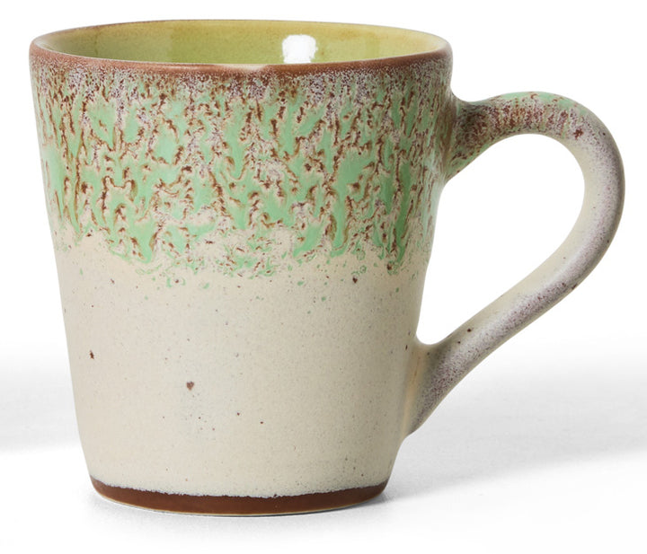 70s ceramics: Espressotassen brutalism