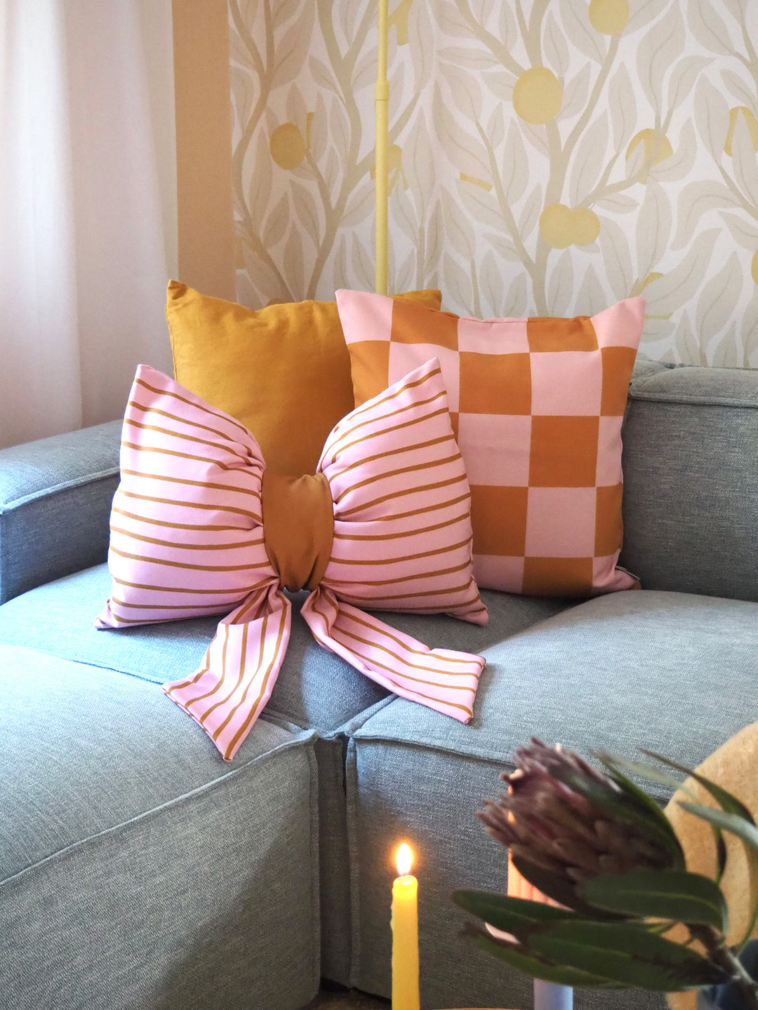 Weihnachtlicher Kissenbezug- Big Bow Bertha rosé/ caramel