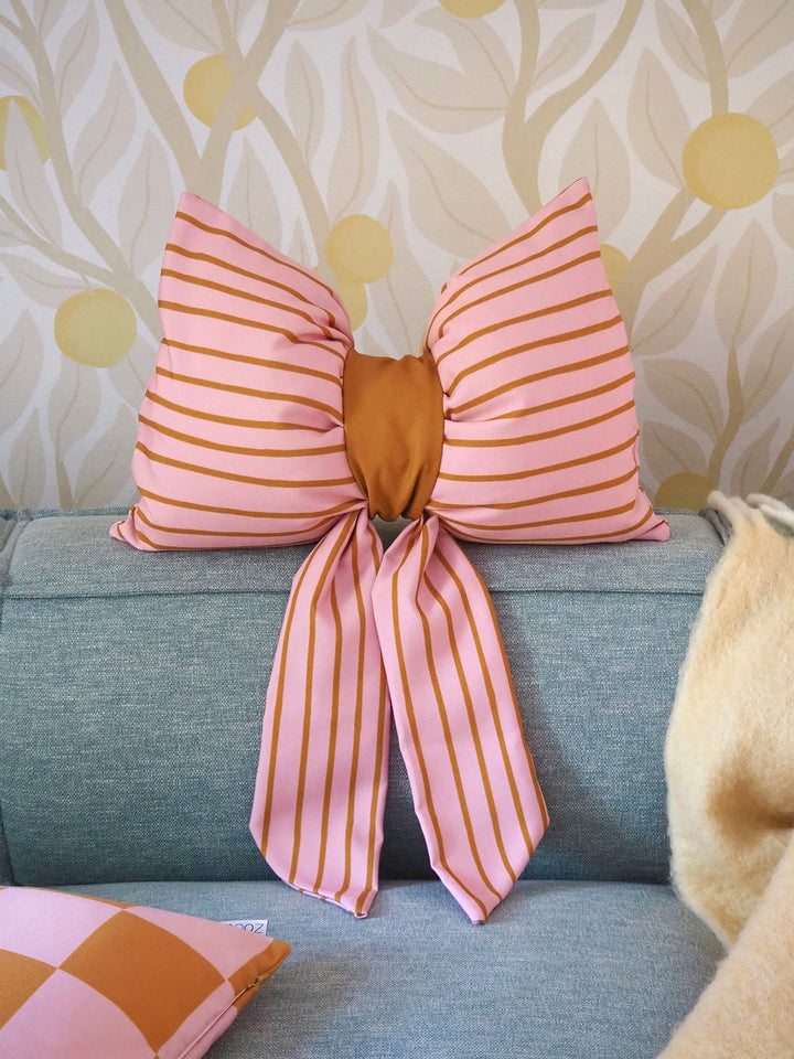 Weihnachtlicher Kissenbezug- Big Bow Bertha rosé/ caramel