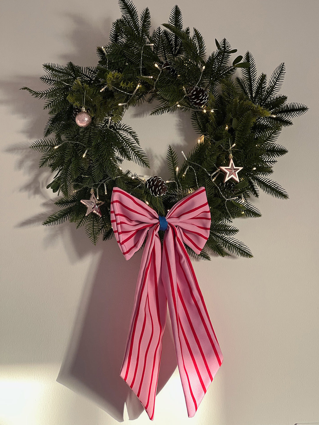 Weihnachtsschmuck Schleife rosé/rot schmal gestreift