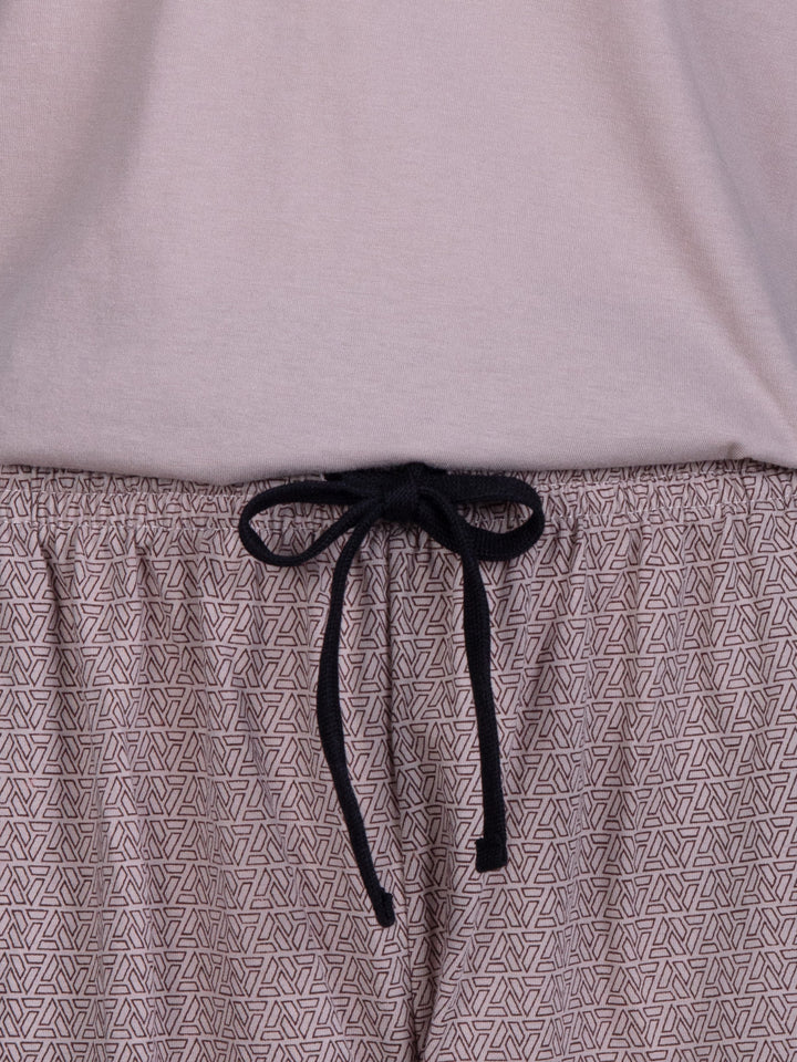 beige (mocca)