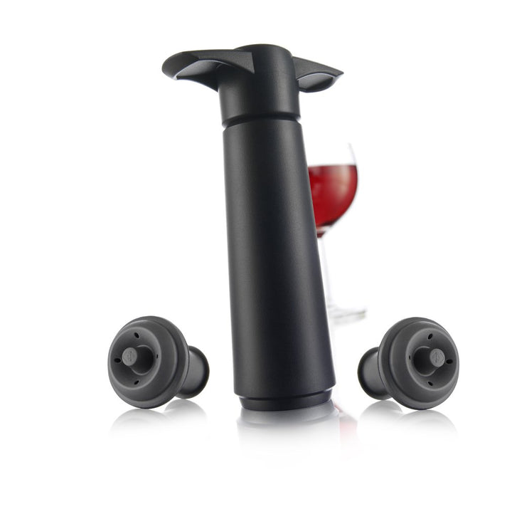 Wine pump with 2 stoppers