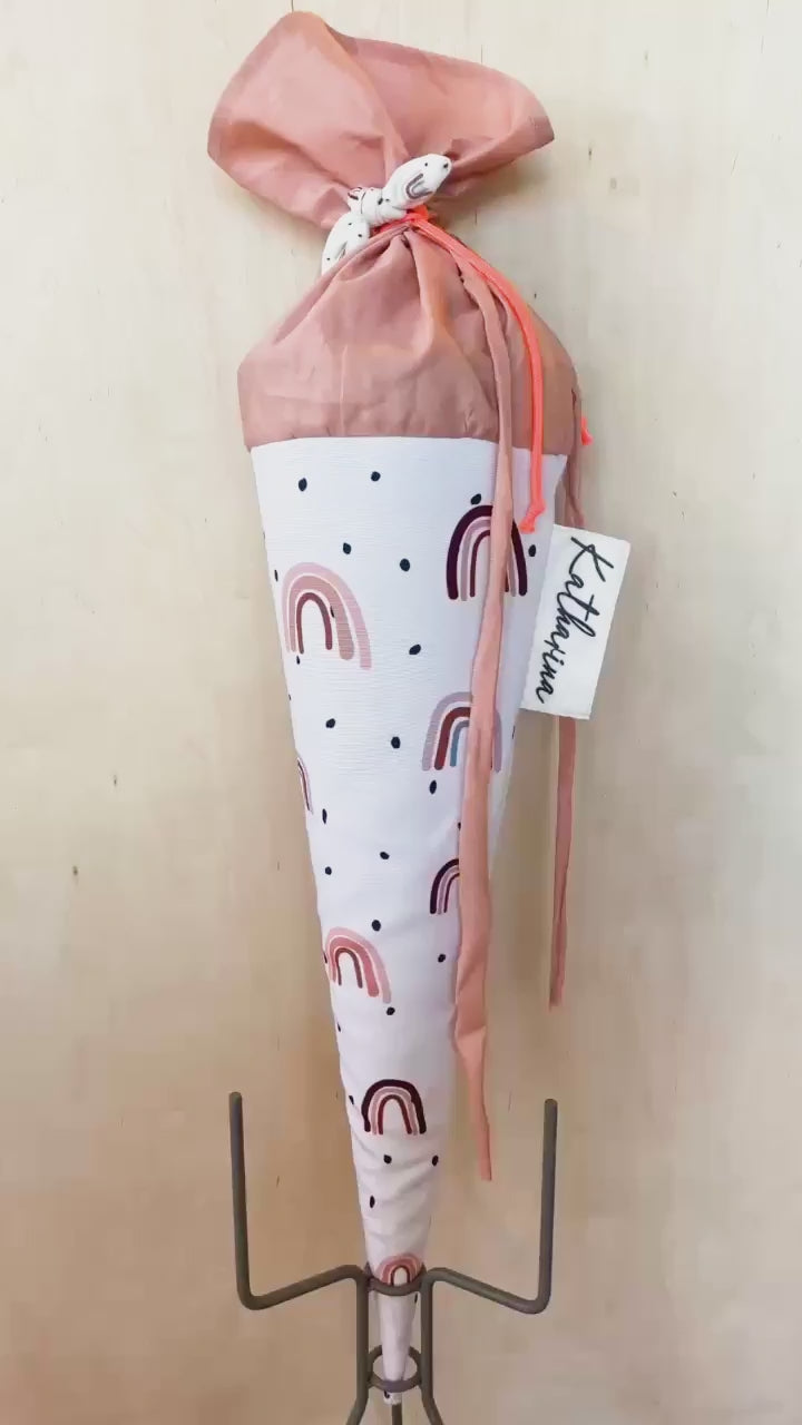 Schultüte Regenbogen 50 cm mit Haarschleife
