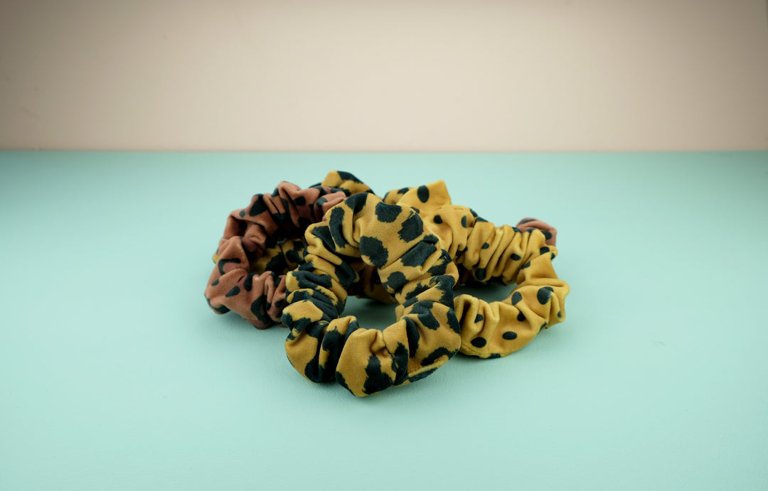 Scrunchie Sunny Leo Print